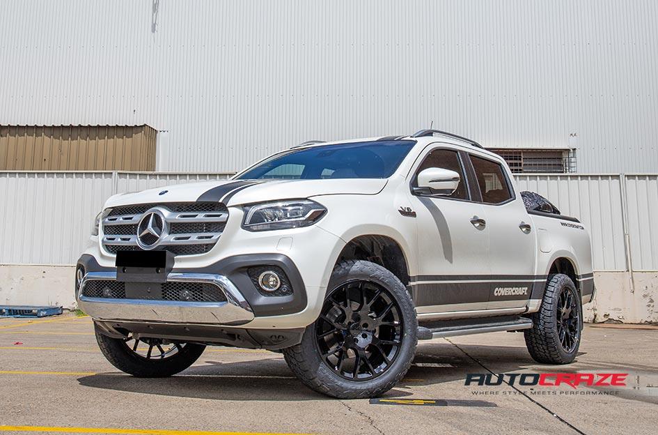 MERCEDES X CLASS KUNENE GLOSS BLACK